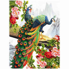 Laden Sie das Bild in den Galerie-Viewer, Diamond Painting - Bunter Pfau