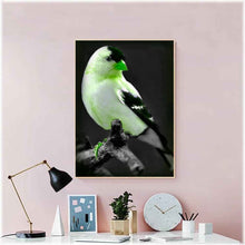 Laden Sie das Bild in den Galerie-Viewer, Diamond Painting - Exotischer Vogel