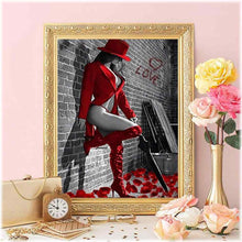 Laden Sie das Bild in den Galerie-Viewer, Diamond Painting - Lady in red / schwarz-weiß
